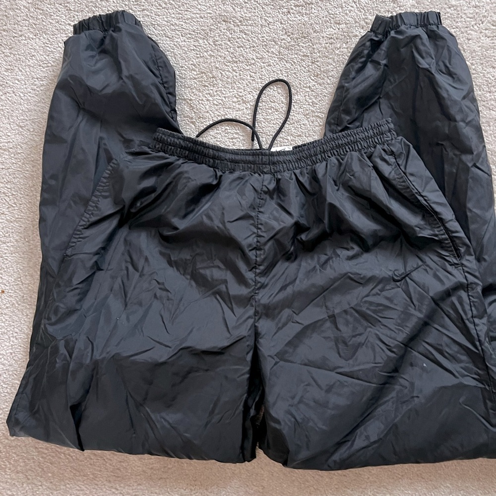 Nike vintage windbreakers black size medium